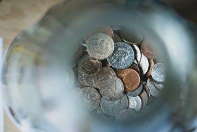 Spaar je voor je kind? Dat kan je zorgtoeslag kosten in 2027